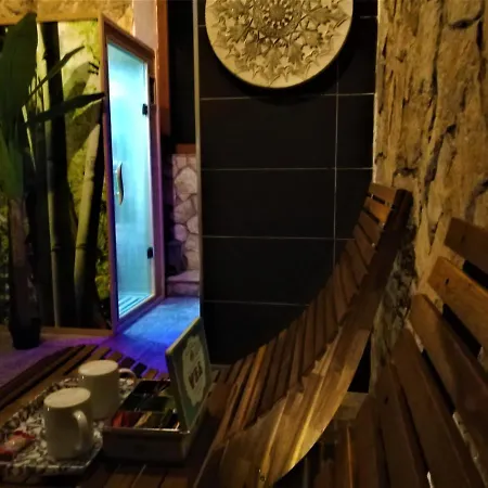 Sicilia - Intera Casa Con Privata Jacuzzi Sauna Bagno Di Vapore Ad Uso Illimitato
